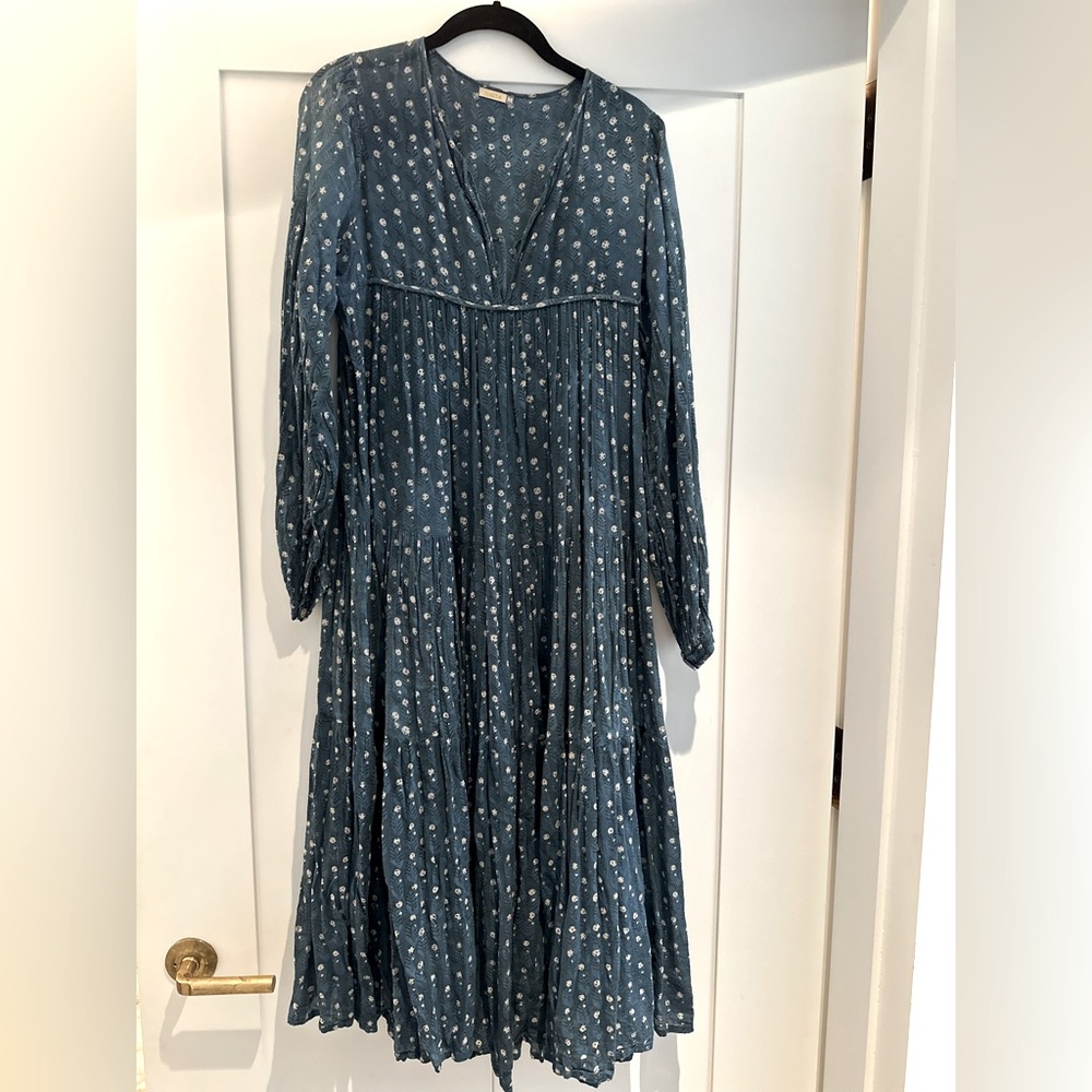 Matta midi navy dress with white and black dot pattern and tie